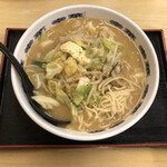 ドライブイン幸華 - 多分ミソタンメン700円にバター50円トッピング。