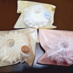 チーズケーキ工房・カフェ 風花 - メレンゲ(150円)　コーヒー・ミルク・イチゴ