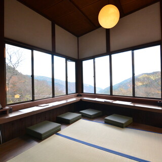 ★A Scenic Spot Overlooking Sagami Bay from Afar