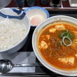松屋 - 牛豆腐キムチチゲ＋半熟卵