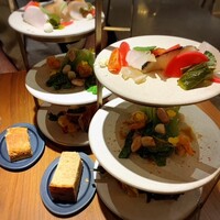 ERUTAN RESTAURANT BAR - 