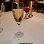 ラ・ベ - リッツ・カールトン　オリジナルのシャンパーニュ