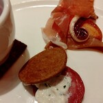 ガストロノミアヘリテージヨコハマ - 24ヶ月熟成生ハムとラディッキオ♡トリュフサラミとパンケーキ♡