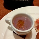 ガストロノミアヘリテージヨコハマ - 紫サツマイモのポタージュ♡魔法の一滴⭐️オレンジオイル❤️風景が変わるような♪