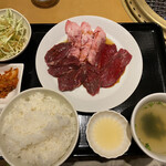 Minato Mirai De Yakiniku Douraku - 