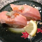 すし丸 - 炙りサーモン160円