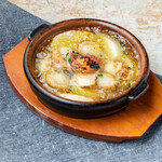 Scallop and seasonal vegetable Ajillo (with baguette)