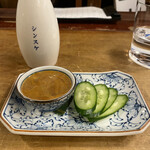 シンスケ - このわたには巧みにハサミが入っており、箸で摘み上げやすい。