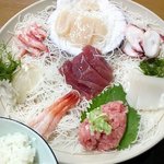 食事処 やま - 刺し身定食上