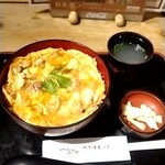 Hinaiya - 親子丼900円税込。2022.12月現在。