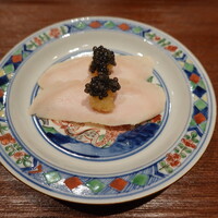 鳥匠 いし井 - 蒸し胸肉(天草大王)、ポン酢おろし&キャビア載せ