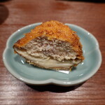 鳥匠 いし井 - 榾木椎茸(岡山県ムサシ農園)&鶏肉(いし井ミックス)詰めのフライ