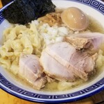 塩そば専門店 桑ばら - キビナゴと水出し平子煮干しの手斬り手揉みモミモミそば