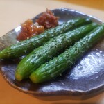 居酒屋 結 - きゅうりの一本漬け　200円