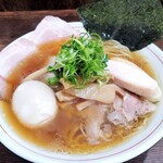 中華そば 燕屋商店 - 中華そば醤油の特製トッピング