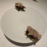 ラ クレリエール - まずは　セセリをパンに乗せて　白トリュフ添え