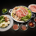 タイ料理 石ニ花サク 六本木 - ムーガタ