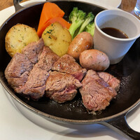 Bistro Buzz 赤坂 - 