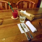 ラ・カント - テーブル風景。