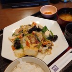 大戸屋 ごはん処 - 牡蠣の塩こうじの八宝菜定食