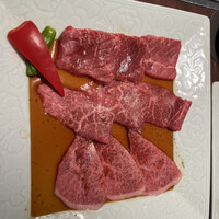 天空焼肉 星遊山 - 松坂牛　赤身３種