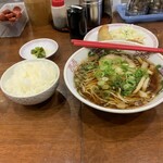 尾道ラーメン たに 尾道駅ビル店 - 本日の日変わり定食