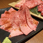 Yakiniku Horumon Sansuien - 