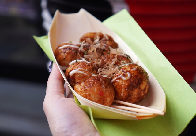 Takoyaki Za - Namba/Takoyaki (Octopus balls) | Tabelog