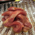 鳥茂 - 牛の喉の刺身