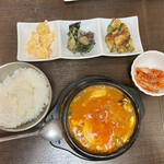 韓国料理 アンニョンハセヨ - ズンドゥブ牡蠣チゲセット¥850