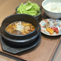 牛タンビーフシチュー