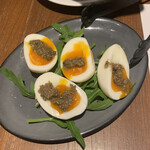 BarCaroNero - 半熟ゆで卵とアンチョビケッパー