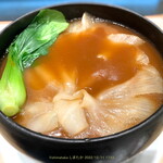 自由が丘 蔭山樓 - フカヒレ姿煮そば大　フカヒレが丼いっぱいに拡がっています