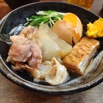 うどん一 - おでん盛　大根　厚揚　玉子　牛スジ