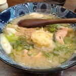 うどん一 - シャケ味噌煮うどん