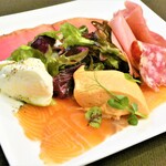 アルポンテ・ドゥエ - 前菜盛り合わせ
