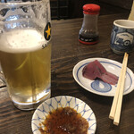 Kami mura - 付き出しのハマチのお刺身美味しい。