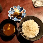 りょうりや 御旅屋 - じゃこめし　赤だし　香物