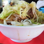 ラーメン二郎 - 小ぶた野菜（700）