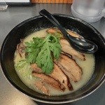 麺や ぼんず - チャーシュー麺（900円）