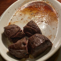 カルネジーオ イースト - 