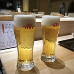 Sushi Kappou Asuka - ◆ビール(770円：税込）・・お酒メニューに金額記載があるのはいいですね。