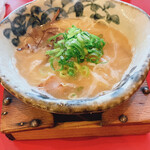 らあ麺と餃子のお店 たか和 - 