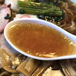 Teuchi Chuuka Tokita - キラキラ鶏油の醤油スープ♪