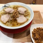 らーめん 七彩飯店 - 