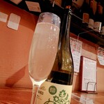 立飲・ビストロシン サンテ - ﾌｫﾘﾁｪﾛ・ﾌﾘｻﾞﾝﾃ・ﾉﾝﾌｫﾙﾀｰ
      伊　辛口　自然派　ミネラル　濁り