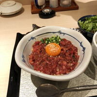 牛刺しと焼肉 仔虎 クリスロード店 - 