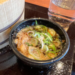丸亀製麺 - ネギ、天かす、胡麻をたっぷり入れて食べたら絶品
