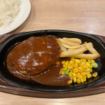 ガスト - チーズinハンバーグ美味しい