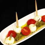 petit caprese